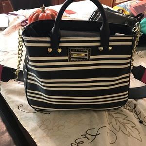 Darling black and white purse